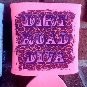 Dirt Road Diva Can Cooler